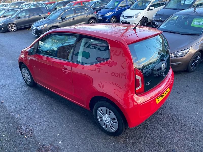 Used VW up! move up! 59 HP (43 kW) 2013 Red Hatchback