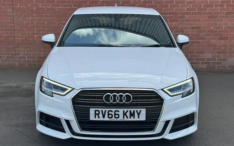 Usado Audi A3 Sportback S-Line 150 HP (110 kW) 2018 Citadino