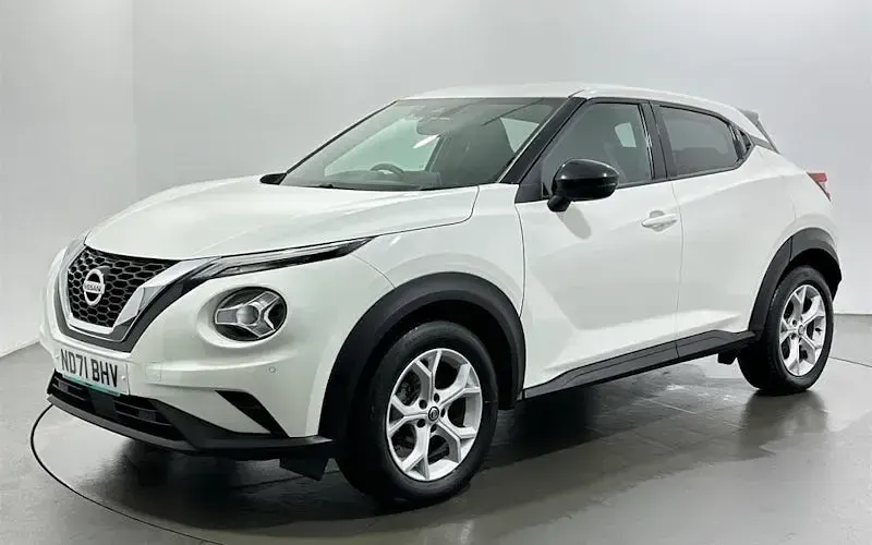 Used Nissan Juke N-Connecta 114 HP (83 kW) 2023 SUV
