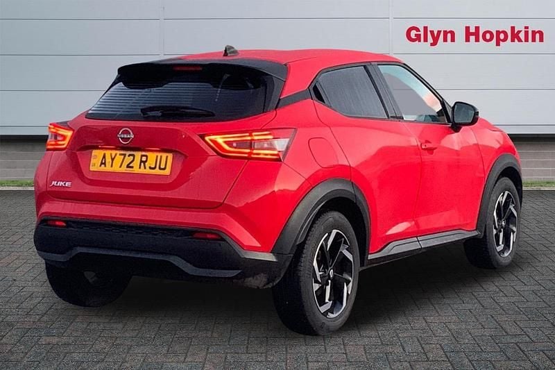 Used Nissan Juke N-Connecta 114 HP (83 kW) 2022 Red SUV