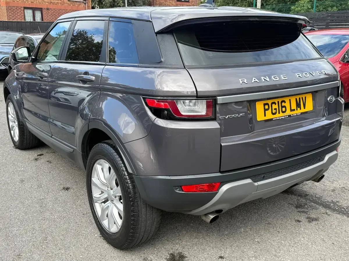 Used Land Rover Range Rover evoque SE 150 HP (110 kW) 2016 Grey Estate