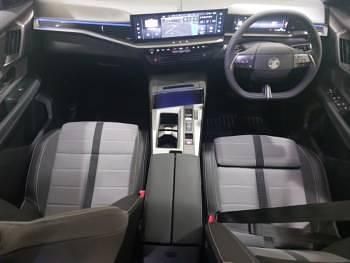 Used Vauxhall Grandland X Ultimate 136 HP (100 kW) 2025 White SUV