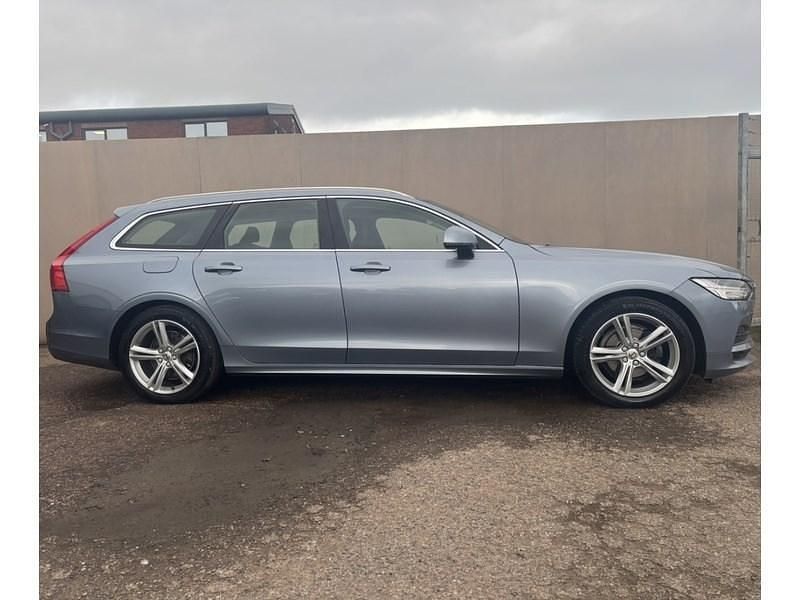 Blue Used 2018 Volvo V90 Momentum Estate | £12,995 (Fair price) - Image 1/4