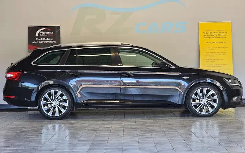 Used Skoda Superb LAURIN & KLEMENT 190 HP (139 kW) 2017 Black Estate