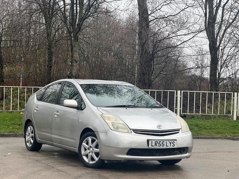 Used Toyota Prius T3 2005 Silver Hatchback