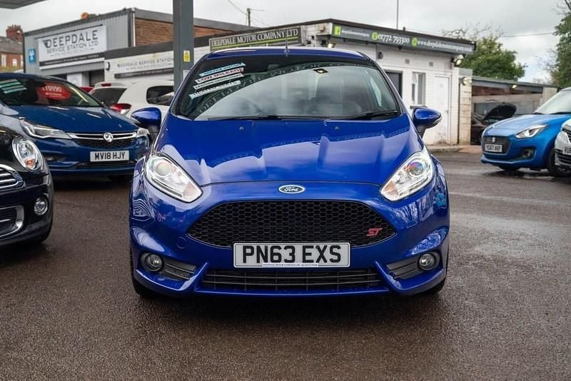 Used Ford Fiesta ST 2013 Blue Hatchback