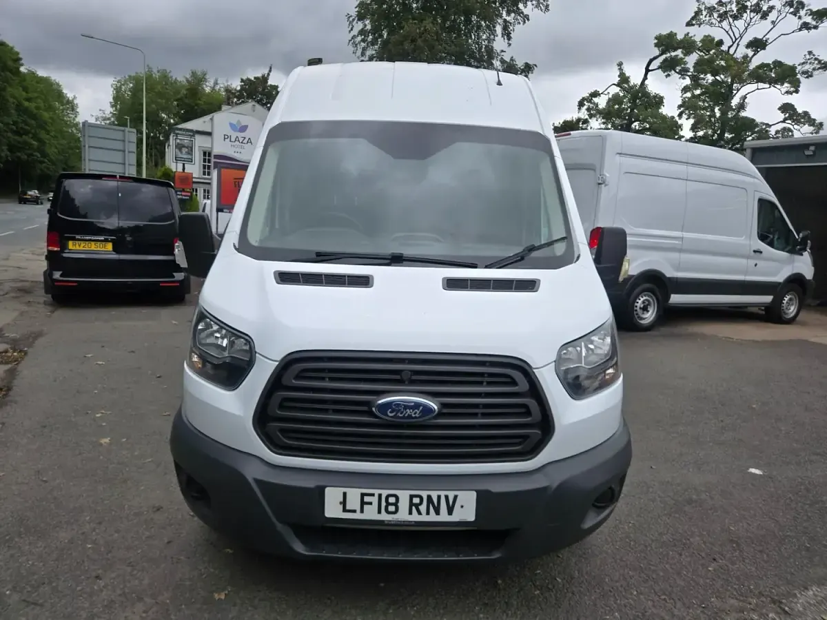 Used Ford Transit 130 HP (95 kW) 2018 White Van
