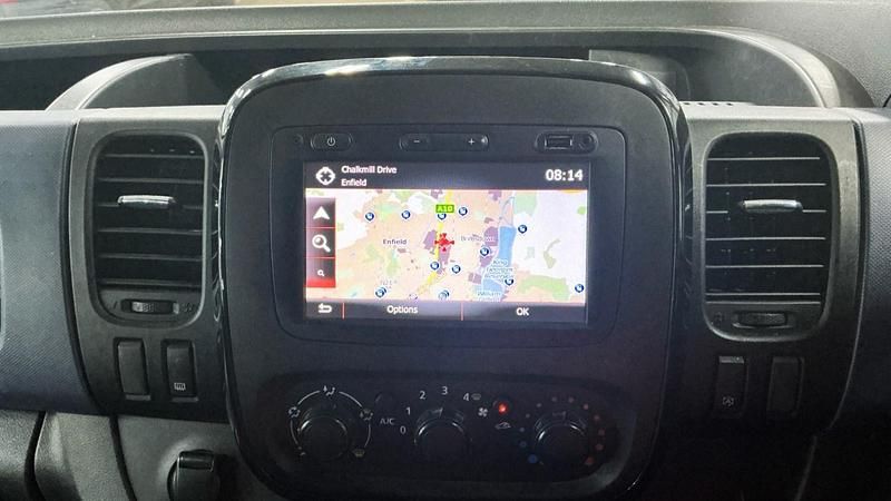 Used Vauxhall Vivaro 125 HP (91 kW) 2018 Silver MPV