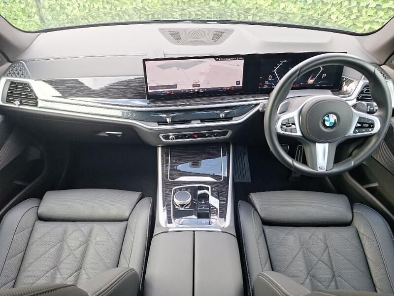 Gebraucht BMW X5 M Sport 298 PS (219 kW) 2025 Schwarz SUV