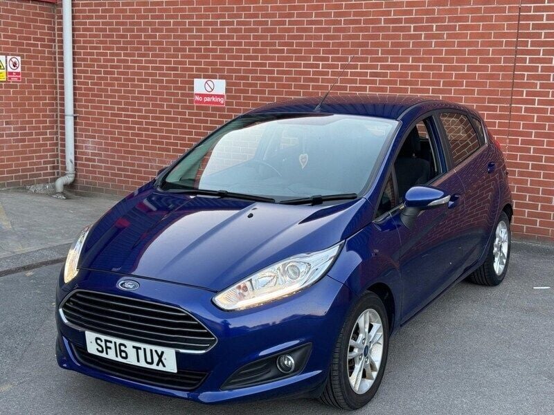 Blue Used 2016 Ford Fiesta Zetec Hatchback | £3,895 (Good price) - Image 1/4