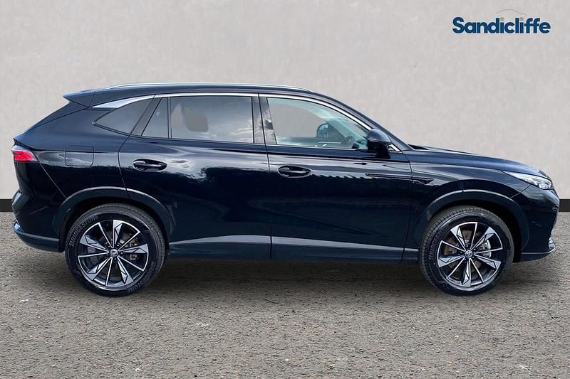 Usado MG HS Trophy 224 CV (164 kW) 2024 Negro SUV