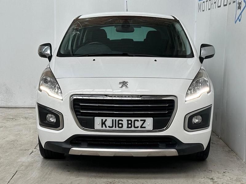 Used Peugeot 3008 Active 2016 White Hatchback
