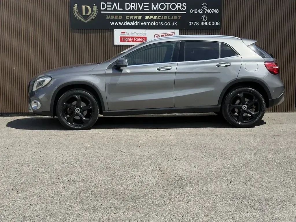 Used Mercedes GLA200 Premium Plus 136 HP (100 kW) 2017 Grey SUV