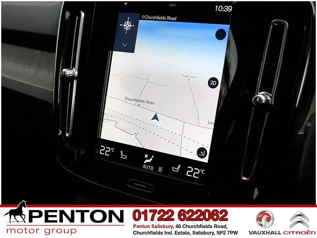 Used Volvo XC40 Inscription 190 HP (139 kW) 2019 White SUV