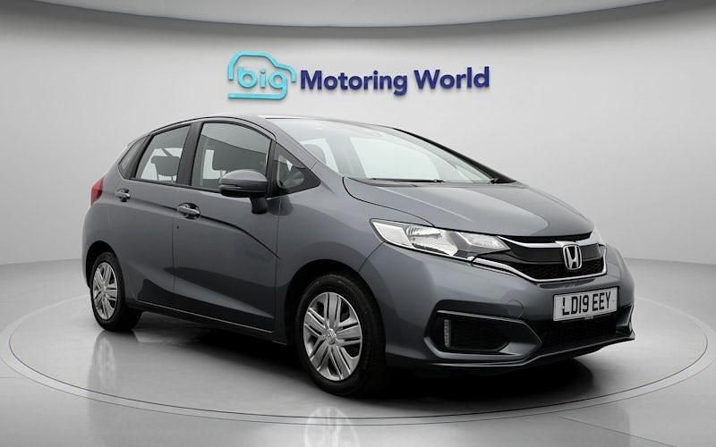 Used Honda Jazz S 102 HP (75 kW) 2019 Hatchback