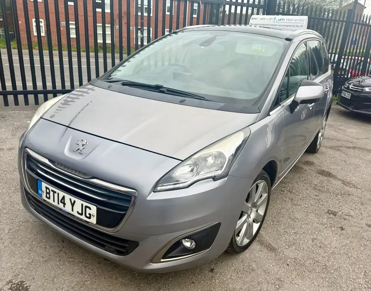 Used Peugeot 5008 Allure 115 HP (84 kW) 2014 Grey MPV