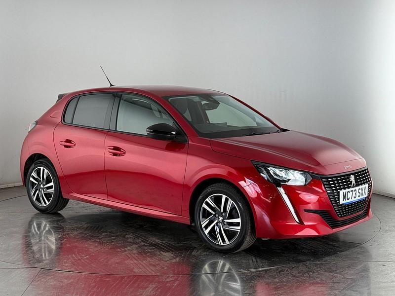 Red Used 2023 Peugeot 208 Allure+ Hatchback | £12,900 (Good price) - Image 1/3