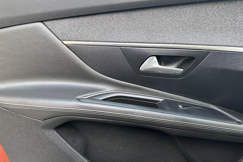 Used Peugeot 3008 Premium 131 HP (96 kW) 2021 Bronze Hatchback