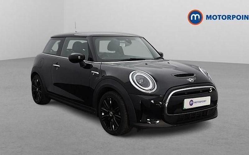 Used 2023 Mini Cooper Level 2 Hatchback | £13,999 (Good price) - Image 1/4
