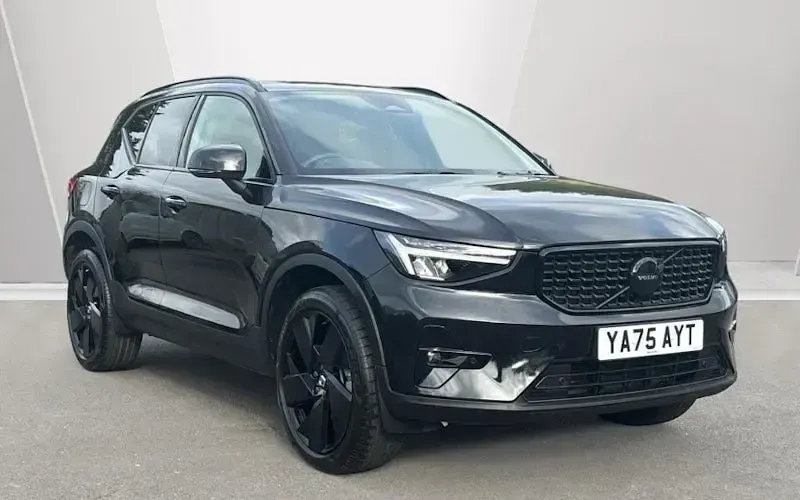 Usado Volvo XC40 Plus 197 CV (144 kW) 2026 SUV