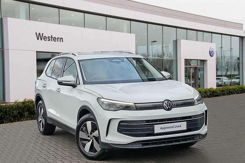 White Used 2025 VW Tiguan Match SUV | £32,999 (Fair price) - Image 1/4