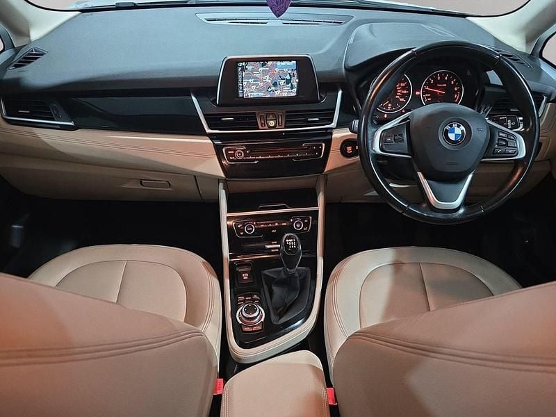 Used BMW 218 Luxury Line 2015 Silver Hatchback