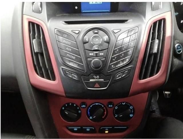 Used Ford Focus Zetec 182 HP (133 kW) 2013 Blue Hatchback