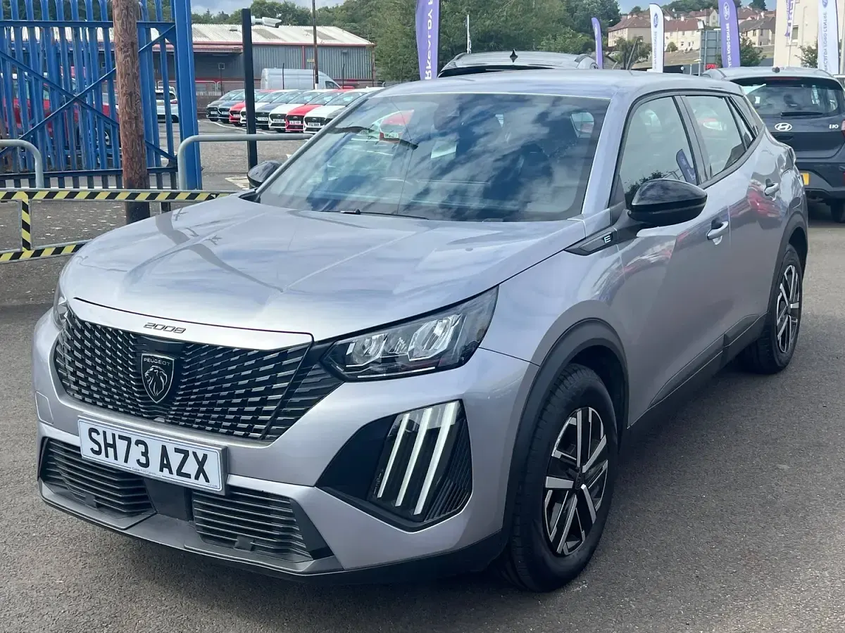 Used Peugeot 2008 Active 114 kW (156 HP) 2023 Grey SUV