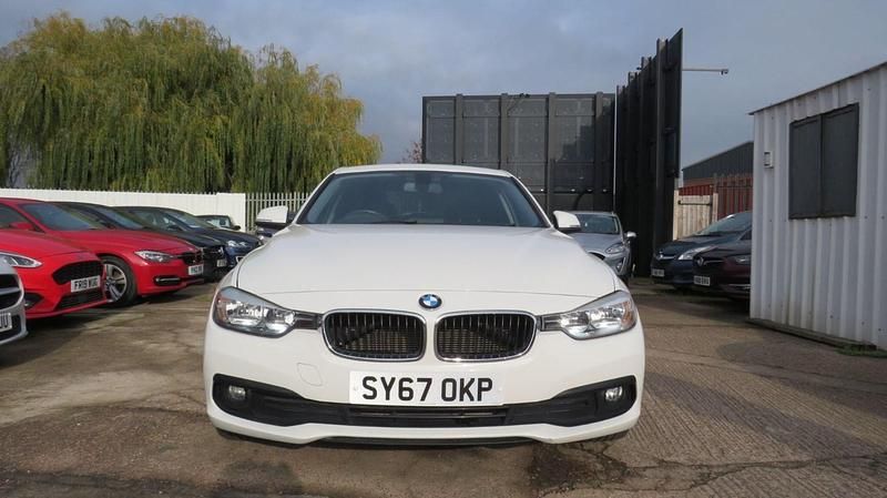 Used BMW 320 2017 White Sedan