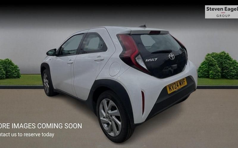 Used Toyota Aygo X PURE 72 HP (52 kW) 2025 SUV