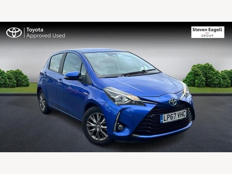 Blue Used 2018 Toyota Yaris Hybrid Hatchback | £11,507 (Fair price) - Image 1/3