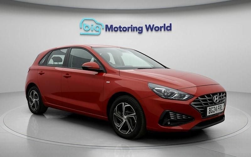Used Hyundai i30 SE 120 HP (88 kW) 2024 Hatchback