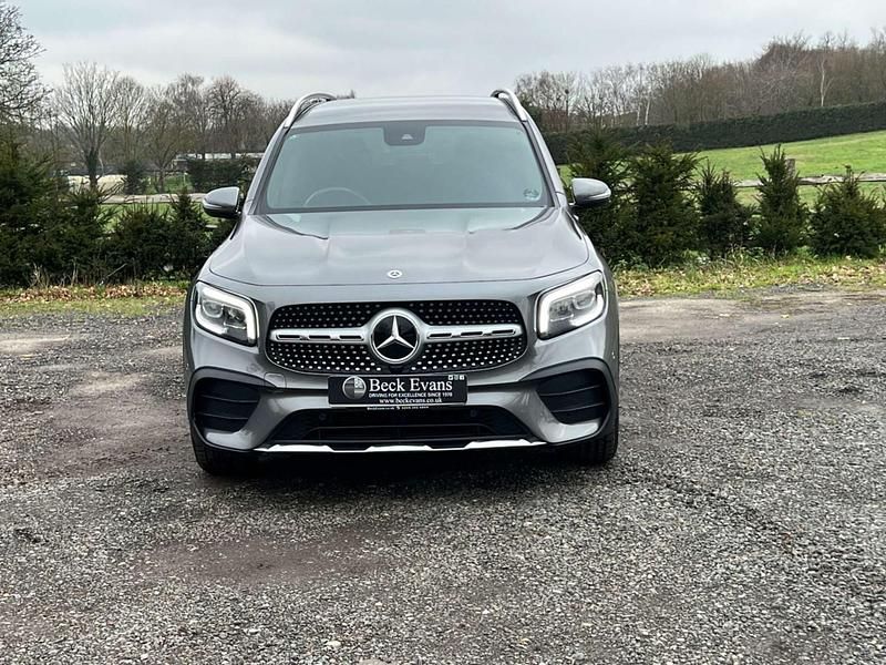 Used Mercedes GLB200 Executive 163 HP (119 kW) 2023 Grey SUV