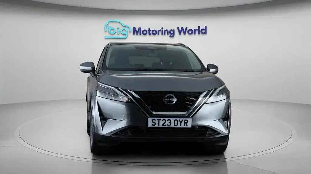 Used Nissan Qashqai Acenta Premium 140 HP (102 kW) 2023 Grey SUV