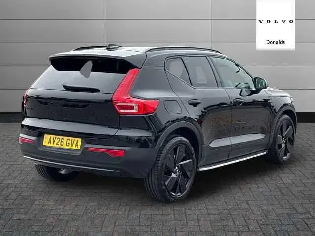 Used Volvo XC40 Plus 161 HP (118 kW) 2025 Black SUV
