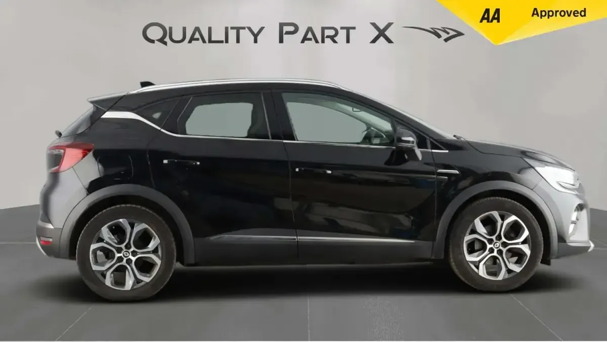 Used Renault Captur Techno 145 HP (106 kW) 2023 Black SUV