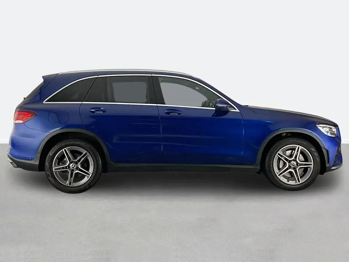 Used Mercedes GLC220 AMG line 194 HP (142 kW) 2020 Blue SUV