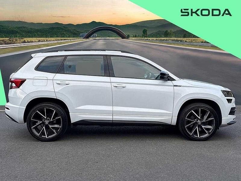 Used Skoda Karoq SportLine 150 HP (110 kW) 2019 White SUV