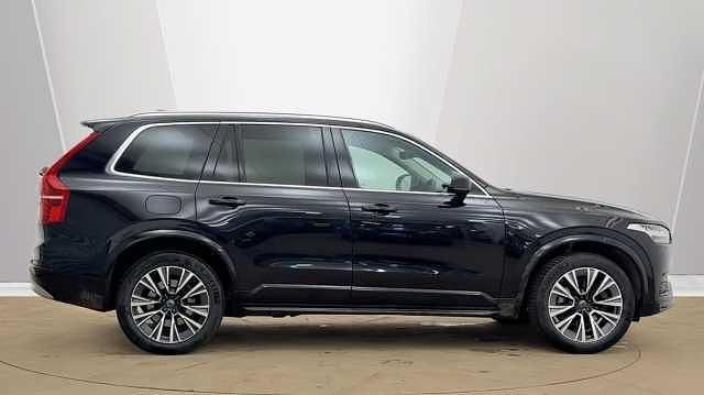 Used Volvo XC90 Momentum 232 HP (170 kW) 2022 SUV