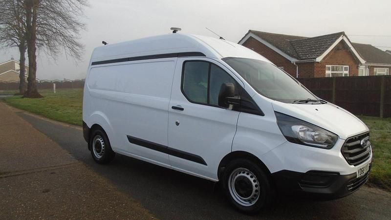 Used Ford Transit Custom 130 HP (95 kW) 2018 White Van