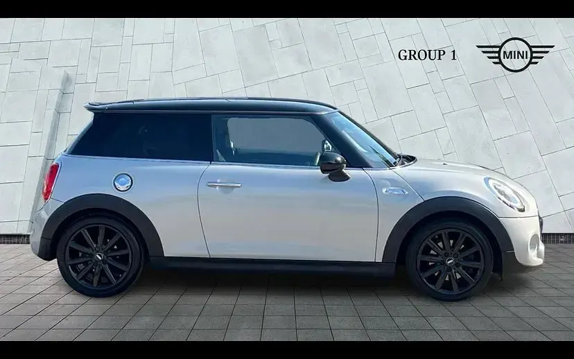 Used Mini Cooper S Hatch 189 HP (139 kW) 2017 White silver Hatchback