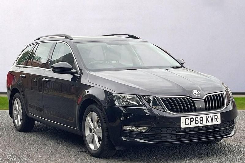 Black Used 2018 Skoda Octavia SE Technology Estate | £9,588 (Fair price) - Image 1/4