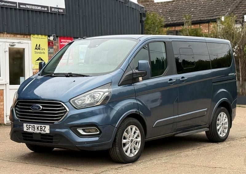 Used Ford Tourneo Custom Titanium 2019 Blue Van