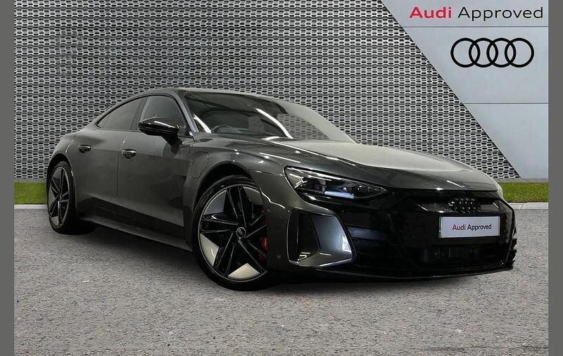 Used Audi e-tron GT quattro Comfort 475 kW (646 HP) 2021 Grey Sedan
