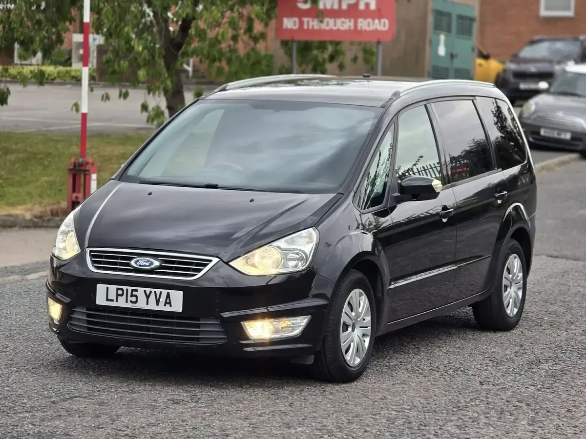 Used Ford Galaxy Zetec 140 HP (102 kW) 2015 Black MPV