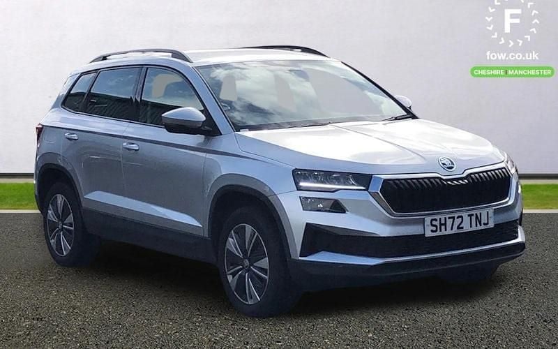 Usado Skoda Karoq SE Drive 110 HP (80 kW) 2023 SUV
