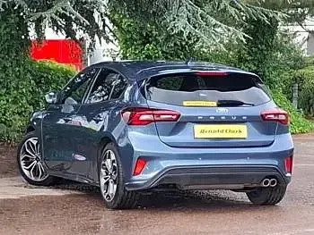 Used Ford Focus ST-Line X 125 HP (91 kW) 2024 Blue Hatchback