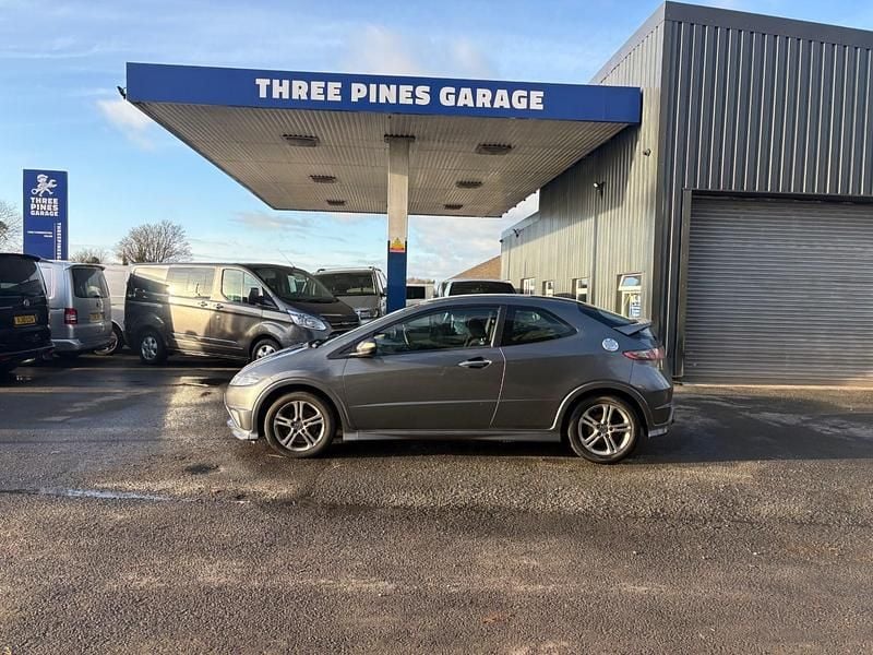Grey Used 2011 Honda Civic Type S Hatchback | £2,995 (Fair price) - Image 1/4