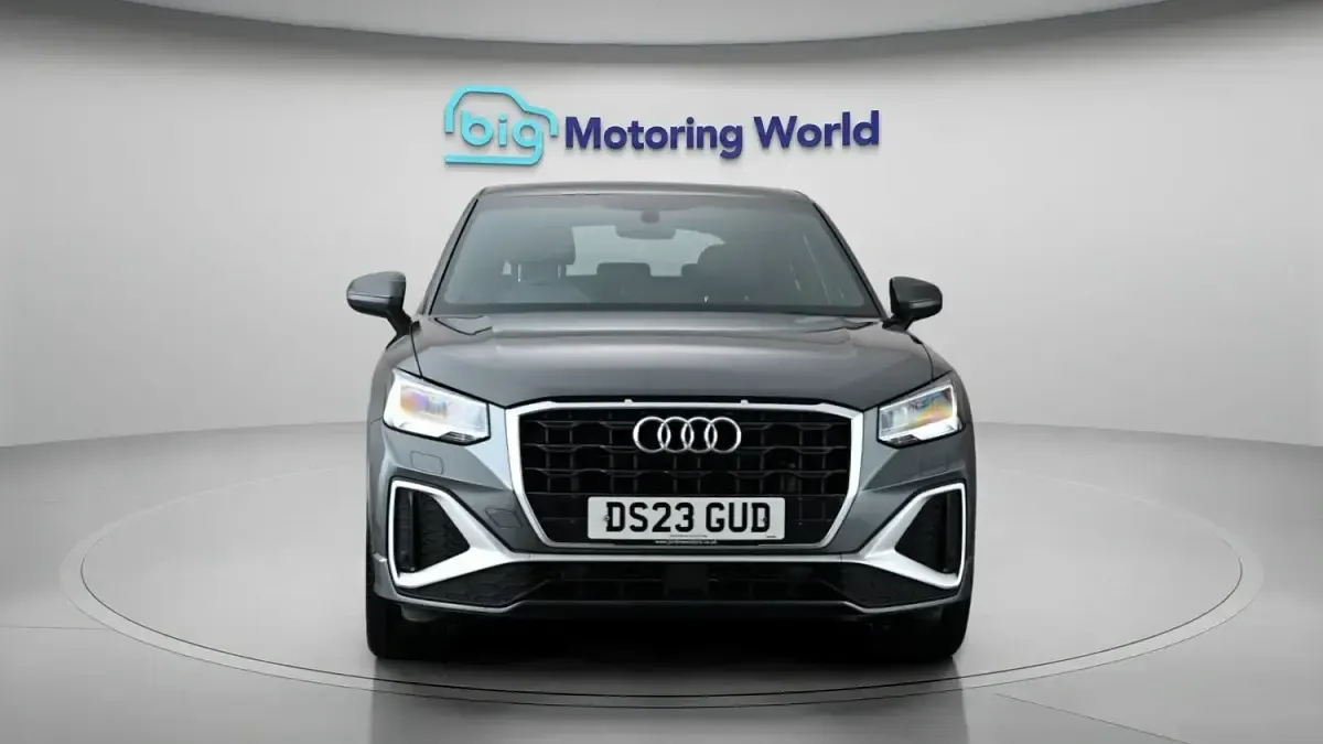 Used Audi Q2 S-Line 150 HP (110 kW) 2023 Grey SUV