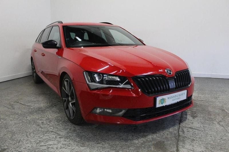Used Skoda Superb SportLine 190 HP (139 kW) 2016 Red Estate